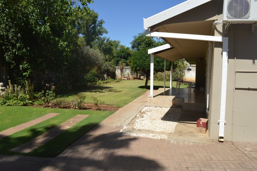 Commercial Property for Sale in Irene Park North West